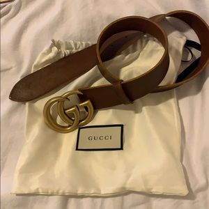 Men’s Gucci belt brown and gold